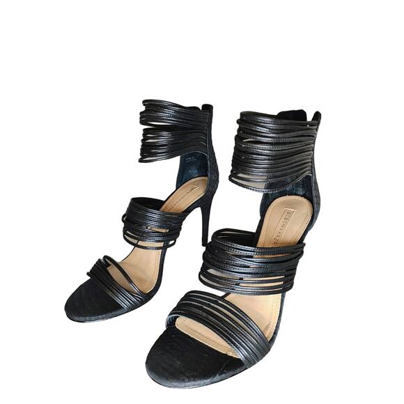 NIB $275 BCBGMAXAZRIA Pex Strappy Black Heeled Open Toe Leather Sandal - Picture 1 of 9